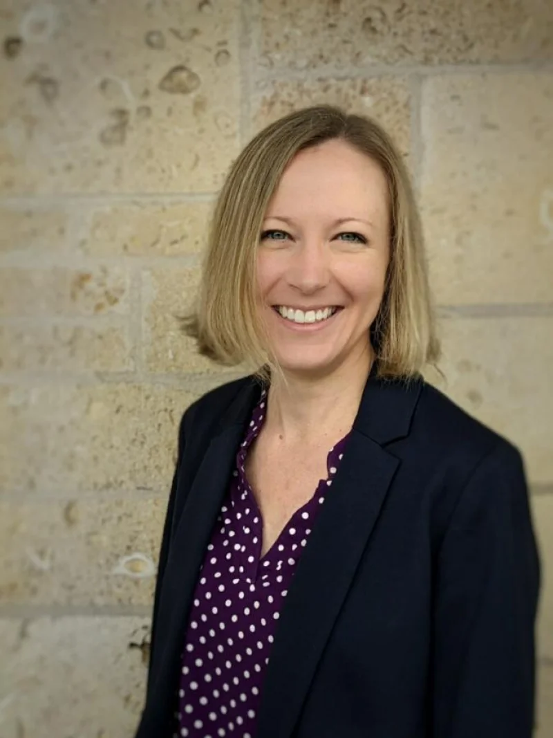 Portrait of Dr. Amy E. Thompson
